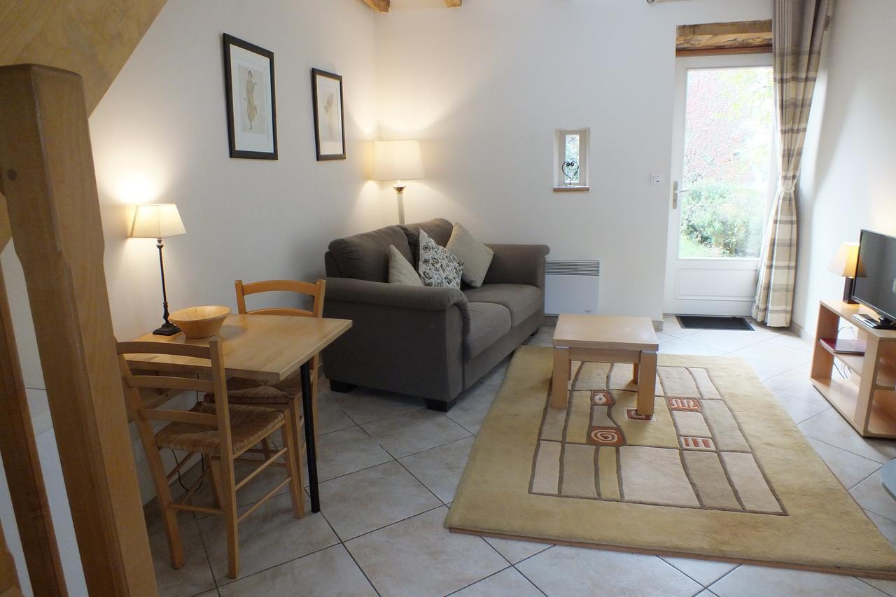 Gites De Lenvos Pontivy Exteriör bild